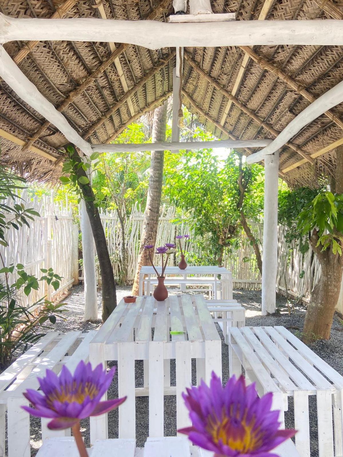 Hiricurry Hostel & Restaurant Диквелла Экстерьер фото