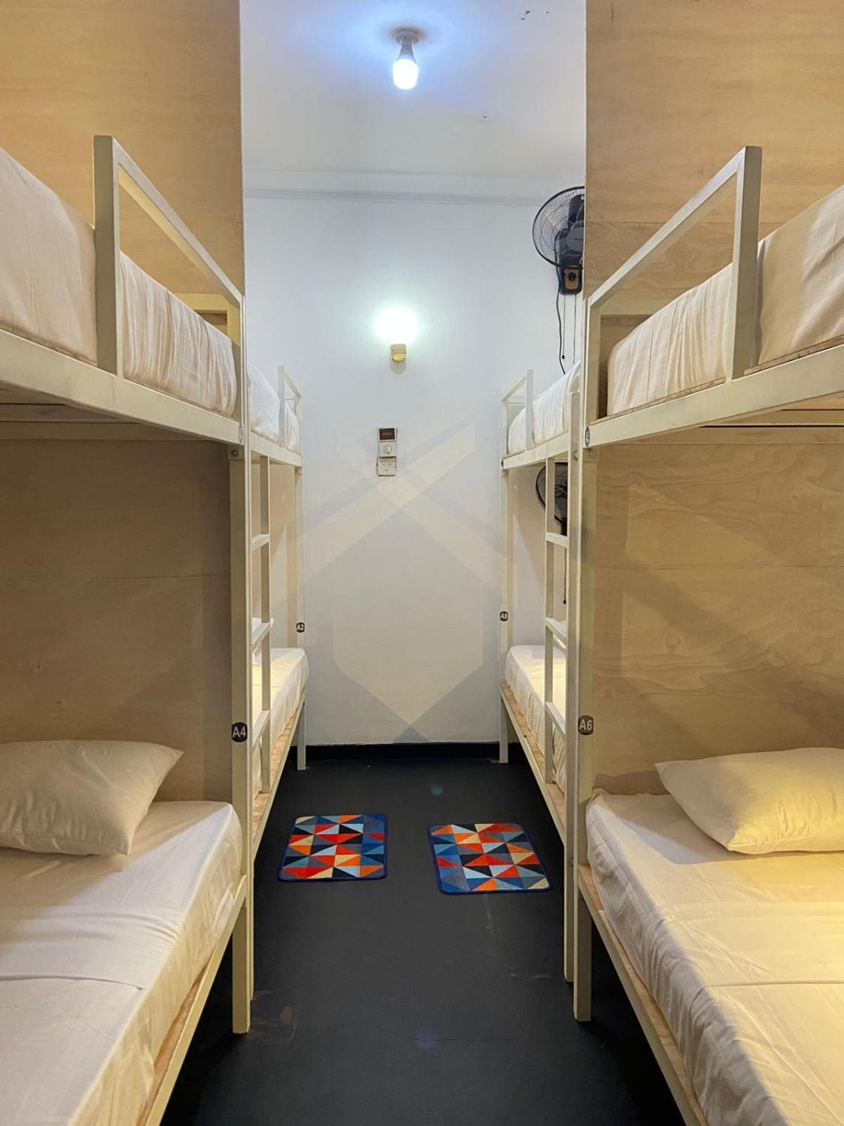 Hiricurry Hostel & Restaurant Диквелла Экстерьер фото
