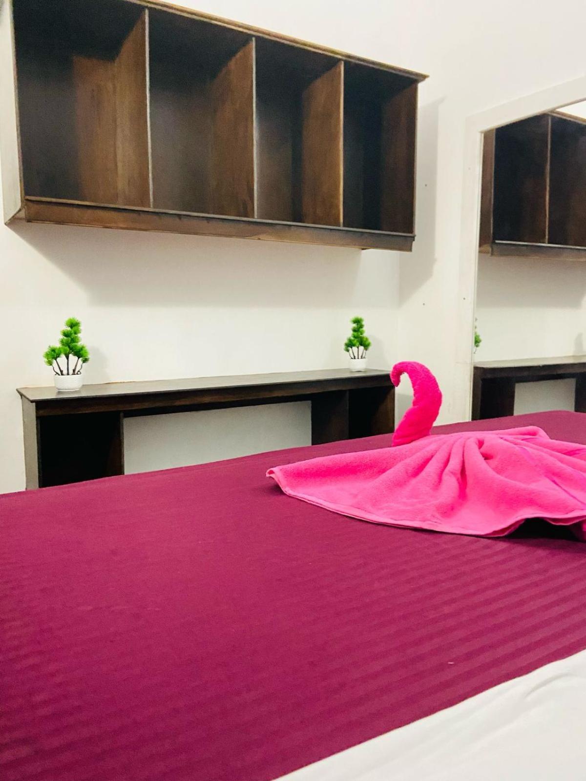 Hiricurry Hostel & Restaurant Диквелла Номер фото